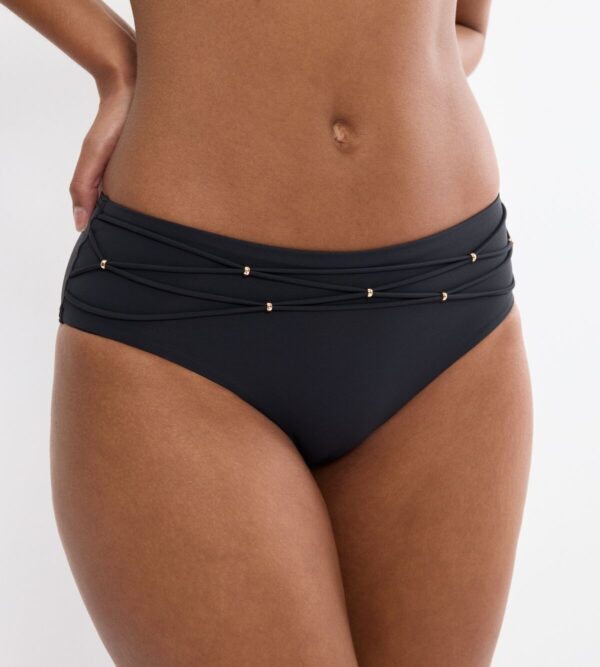 PALINA LOVE BY THE SEA